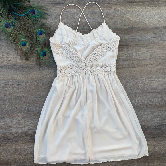 ASOS Vila Champagne Criss-Cross Back Dress - Picture 5 of 8